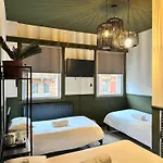 Piccadilly * Manchester