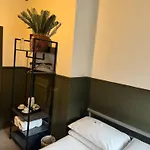 Piccadilly * Manchester