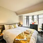 Casa de Férias 5br W Jacuzzi Parking Gar… Manchester