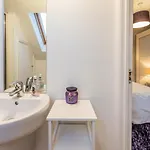 Family-friendly 4-bedroom House In Moston With Parking And Garden *