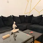 2Br House With Free Parking & Garden - Sleeps 4 - Near City Centre & Old Trafford Dom wakacyjny Manchester