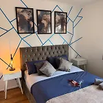 Dom wakacyjny 2Br House With Free Parking & Garden - Sleeps 4 - Near City Centre & Old Trafford *