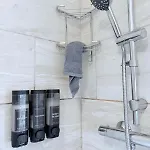 House In Mvs Snug Urban Hideaway