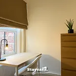 Stylish Interior Cosy Haven - On-street Parking