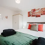 Villa Ancoats Eden - Free Parking - 2 Bath - 3 Bedroom - Centre *