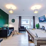 New, Luxe 2br, Manchester, Pool Table, Parking, Balcony, Ps4 Μάντσεστερ