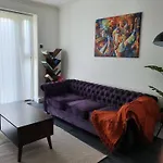 度假居 Spacious 3br - Nr Clifton Train Station 510min Walk - Garden Free Parking *