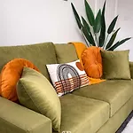 New Stylish 4br - Sleeps 9 - Parking * Манчестер