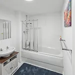 Entire Sleeps 5 Guest 5 Mins Frommcr *
