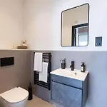 Urban Stone's Throw From Attractions *