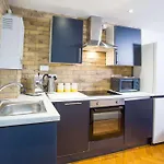 Awhile - 3-bed Townhouse Northern Quarter