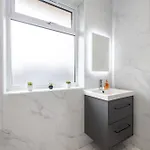 Hébergement de vacances Spacious Home, Contractor Stay, Prime Location Manchester