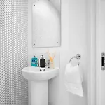 Casa vacanze 2 Bedroom House With 4 Beds, 3 Doubles & 1 Single - In Salford, 10 Mins Uber From Centre - Located In Salford Close To Old Trafford, United, Trafford Park, Salford Quays & More! With Garden & Parking - By Maevela Manchester