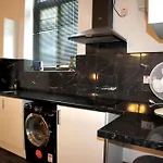 The Church-c Villa Mánchester