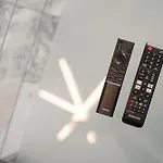 Stylish With Free Parking And Easy Access