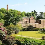 Farm Retreat * Manchester