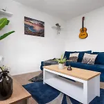 E-oasis- Etihad-coop Live-free Parking-pool Table Hébergement de vacances *