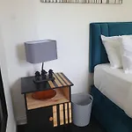 Prázdninový dům Spacious 3br - Nr Clifton Train Station 510min Walk - Garden Free Parking Manchester
