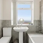 3br Near Co-op Live Etihad Long Short Welcome Parking *