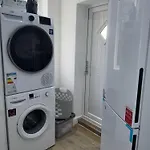 Гостевой дом Vicvic Манчестер