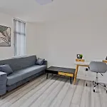 Spacious 5br House Near Centre * 맨체스터