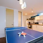 Group Stay, Sleeps 12, 3 Bathroom *