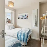 3br Near Co-op Live Etihad Long Short Welcome Parking