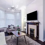 Oldtrafford - Sleeps 6 - Free Parking - Free Wifi Tatil Evi Manchester