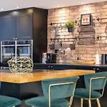 Stunning Family With Hot Tub In Worsley