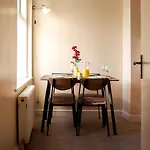 Near Uni And Hospital - Long - Fast Wi-fi - 15 Mins To Διαμέρισμα