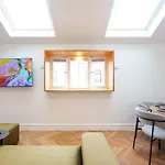 Shuttle At The Heim * Μάντσεστερ