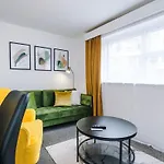 Stylish 2 Bedroom, 2 Bathroom With Free Parking Apartmán *