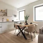 Bluebird The Claymore * Manchester