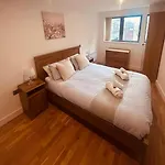 Stylish 2br - 4 Guests - Northern Quarter Διαμέρισμα *