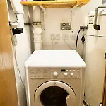 Chic 1 Bedroom Flat In The Heart Of *