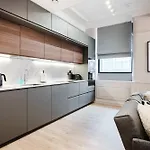 Walk To Chinatown &theatres * Manchester