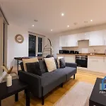 Spacious Ancoats -pool-gym-free Parking Apartment Manchester