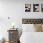 Апартаменты Penthouse Skyline - 2br, Massive Terrace Retreat Манчестер