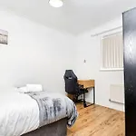 Apartmán Deluxe 4-bed Near Etihad Stadium & C0-0p Arena, Sleeps 9 Manchester