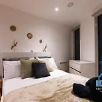 Apartment Spacious Ancoats -pool-gym-free Parking