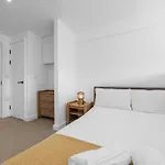 Stylish Duplex In アパート