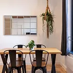 Characterful 2 Bed Near Victoria Station דירה מנצ'סטר