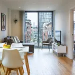 Centre, Spacious