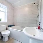 Etihad Stadium - Spacious Stay, 5 Mins To Stadium * Manchester