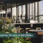 Bluebird The Claymore Apartmán *