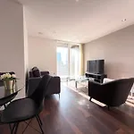 Modern Near Oxford Road, Centre