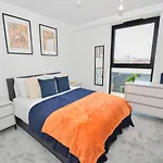 Modern 2 Bedroom In W Balcony * Manchester