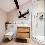 Apartmán Spacious Location For Families Walk To *