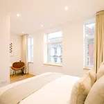 Herringbone At The Heim Apartmán