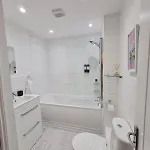 Apartmán 2 Bedroom In Manchester-sleeps 6-near Coop Live & Etihad With Free Parking